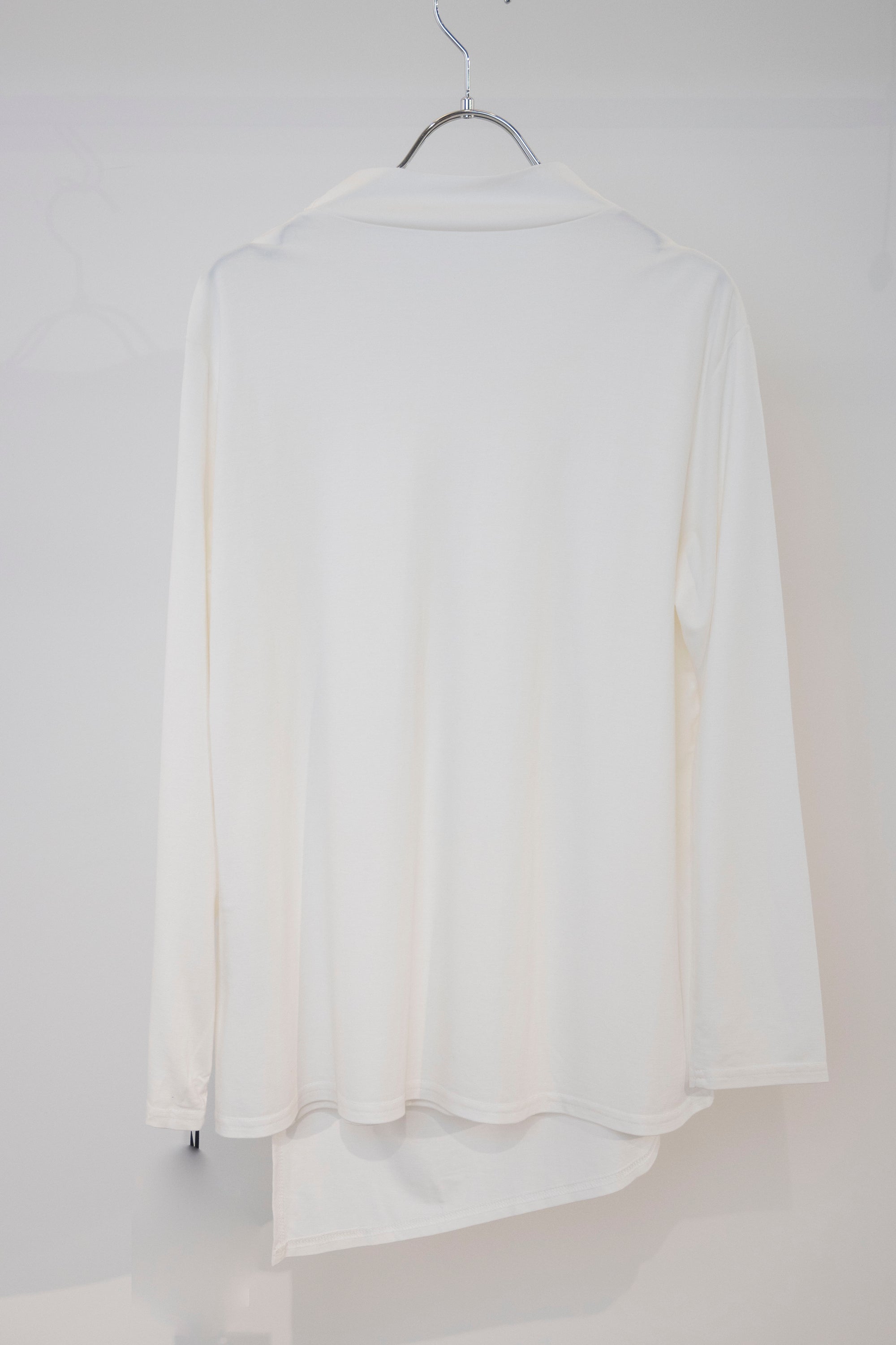 フロントレイヤードカットソートップ NS-190