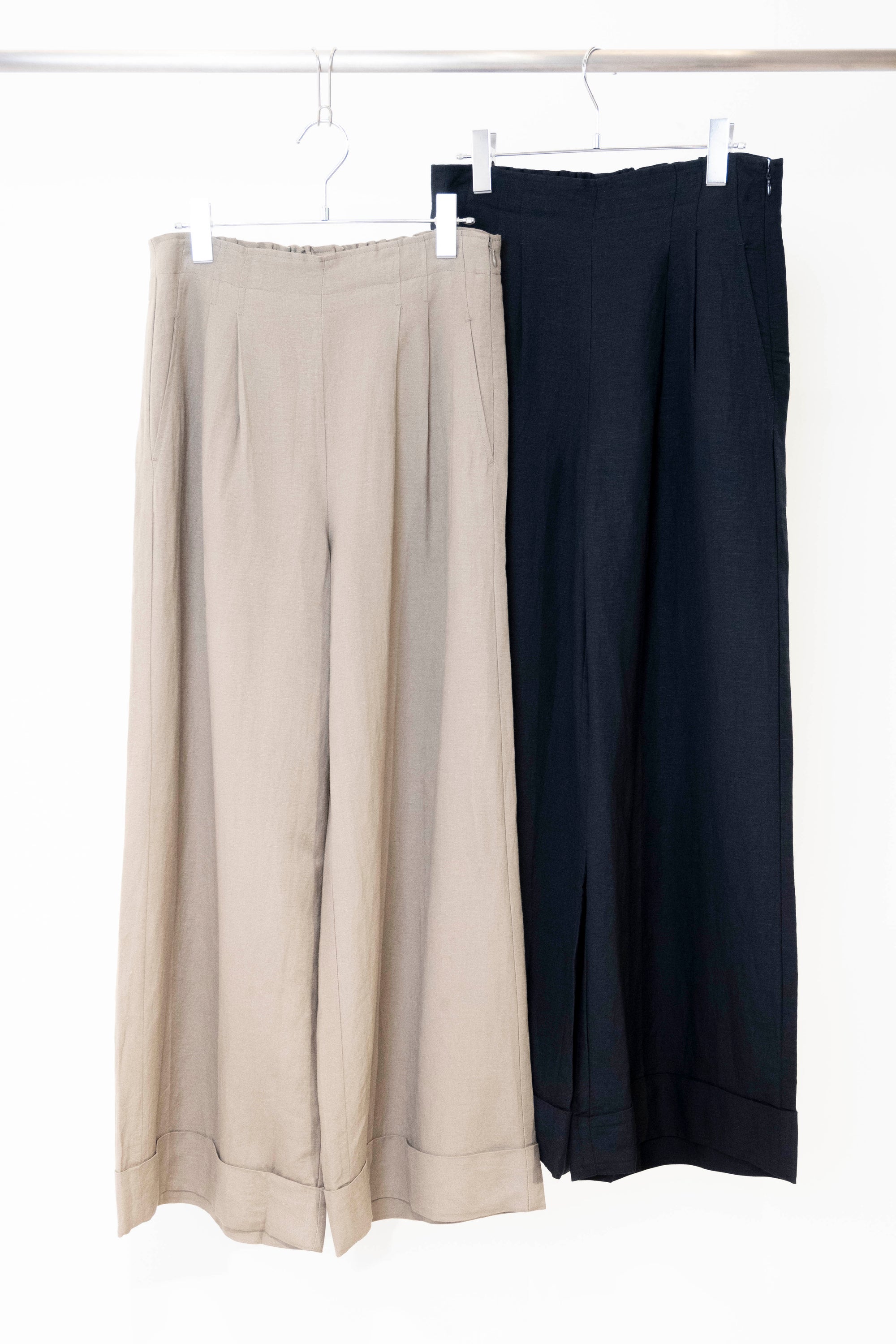 トープモカ/ダークネイビー