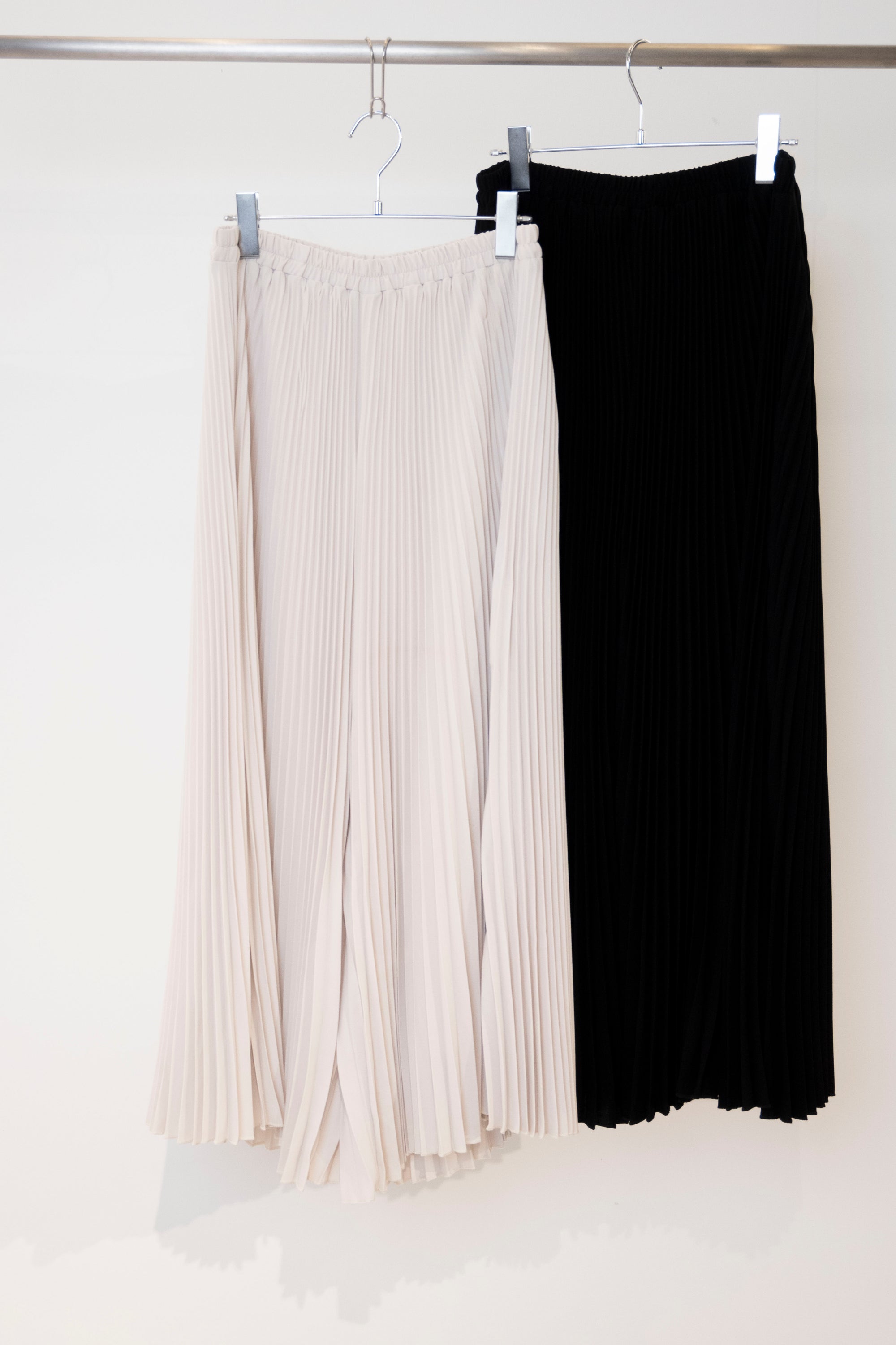 ロングプリーツパンツ NS-207