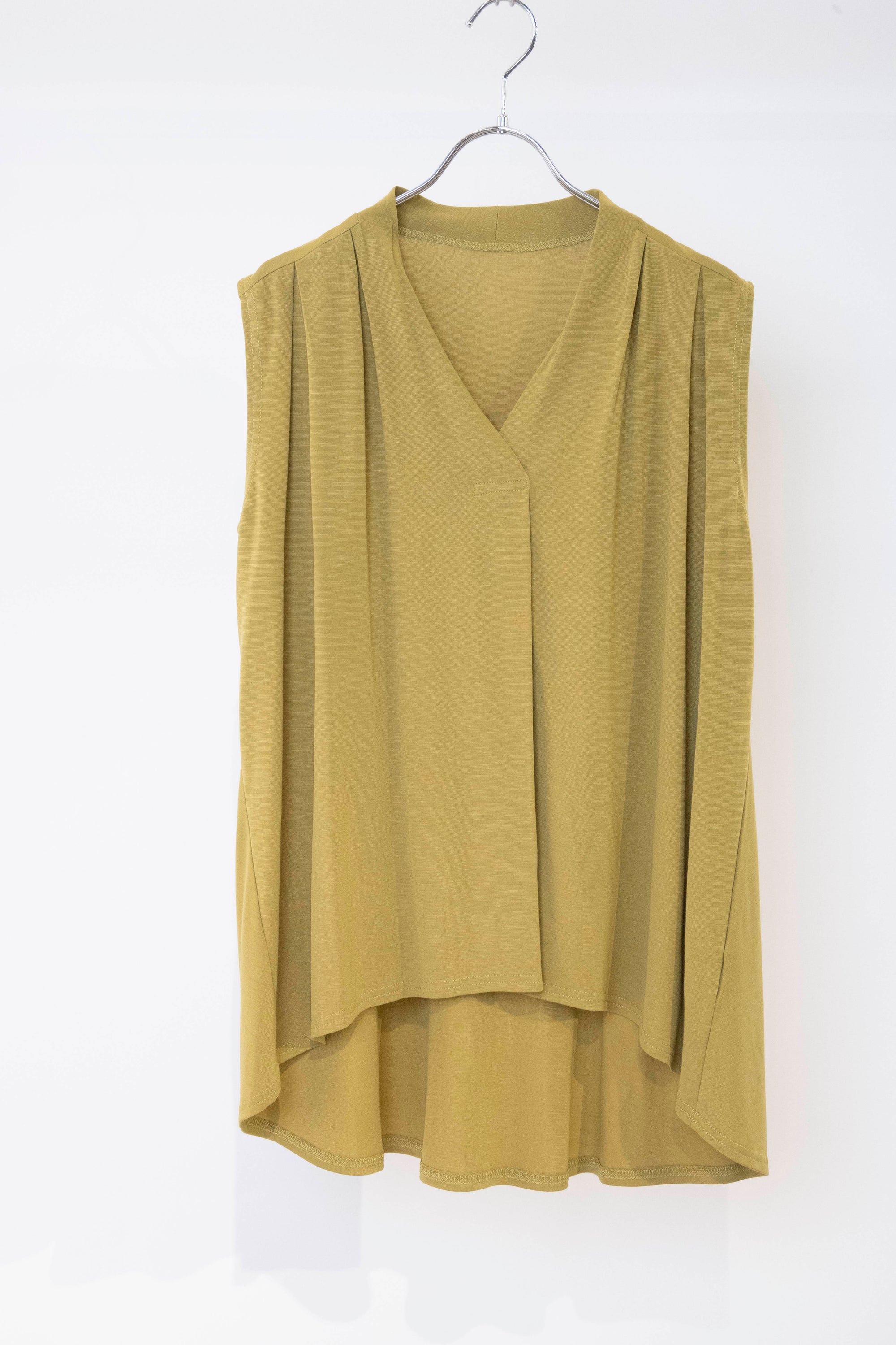 ノースリーブカットソートップ NS-217