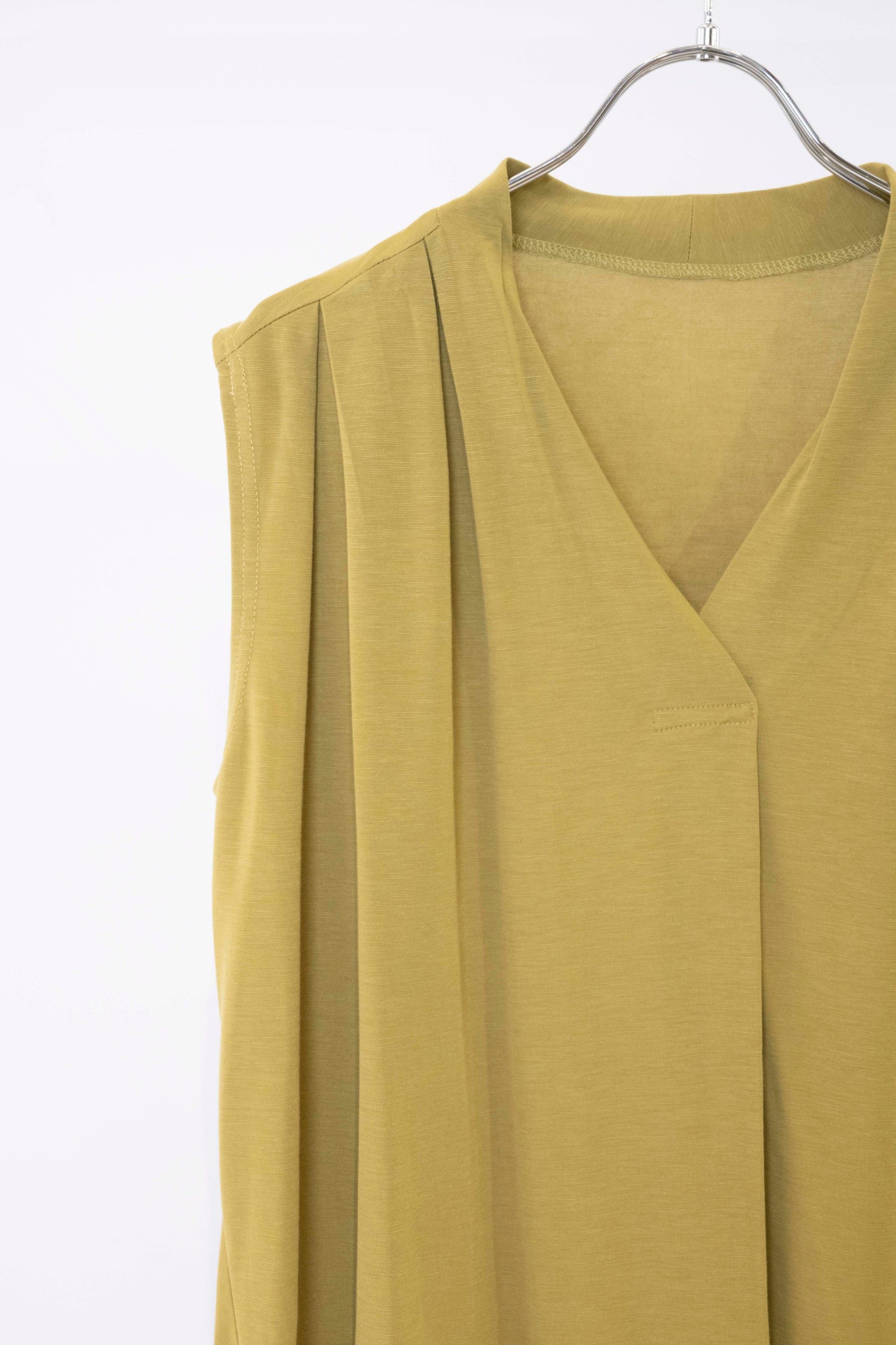 ノースリーブカットソートップ NS-217