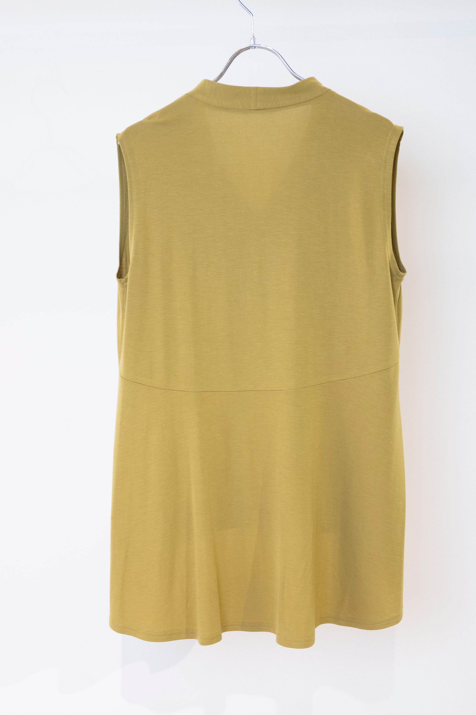 ノースリーブカットソートップ NS-217