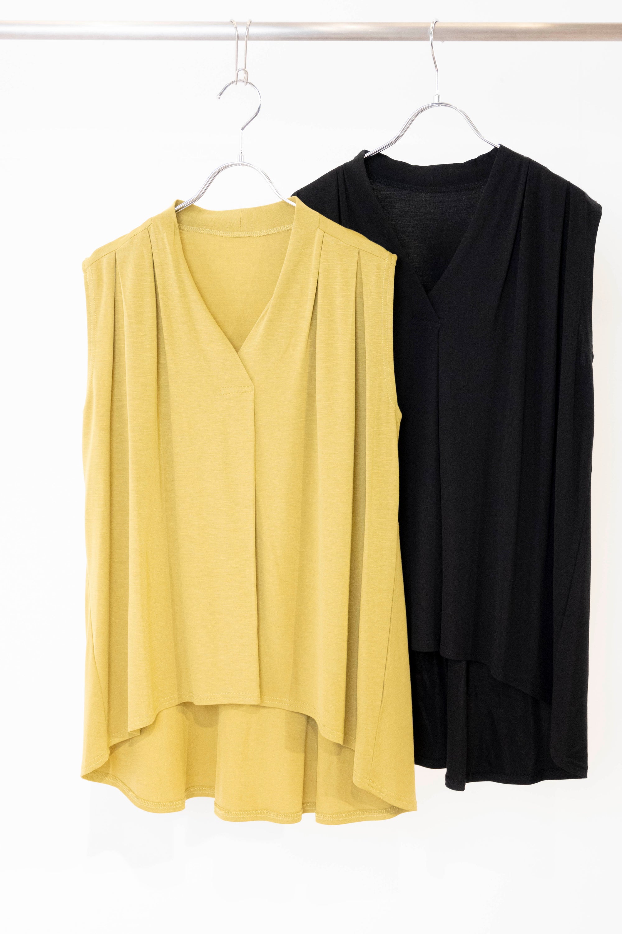 ノースリーブカットソートップ NS-217