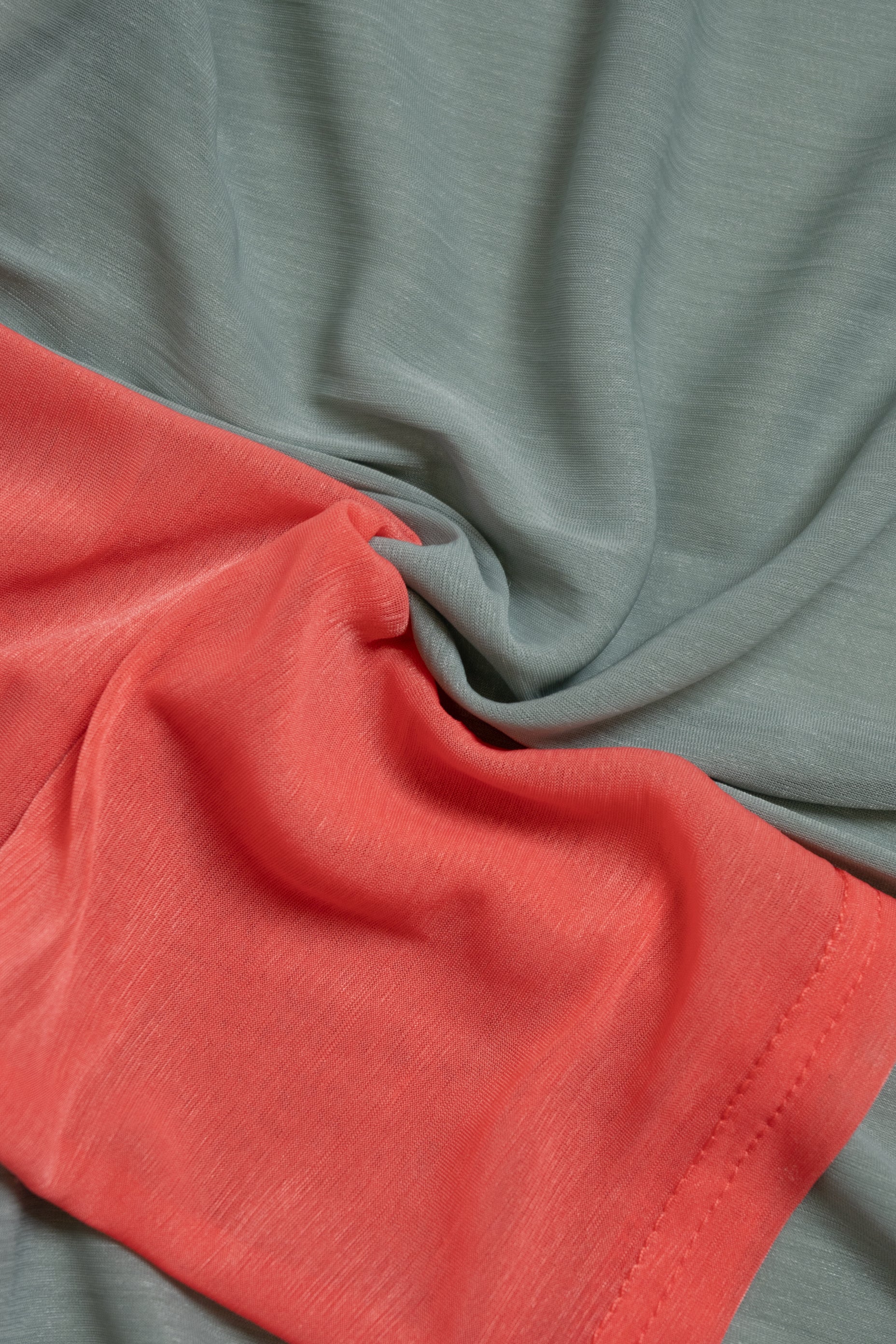 配色カットソートップ NS-259