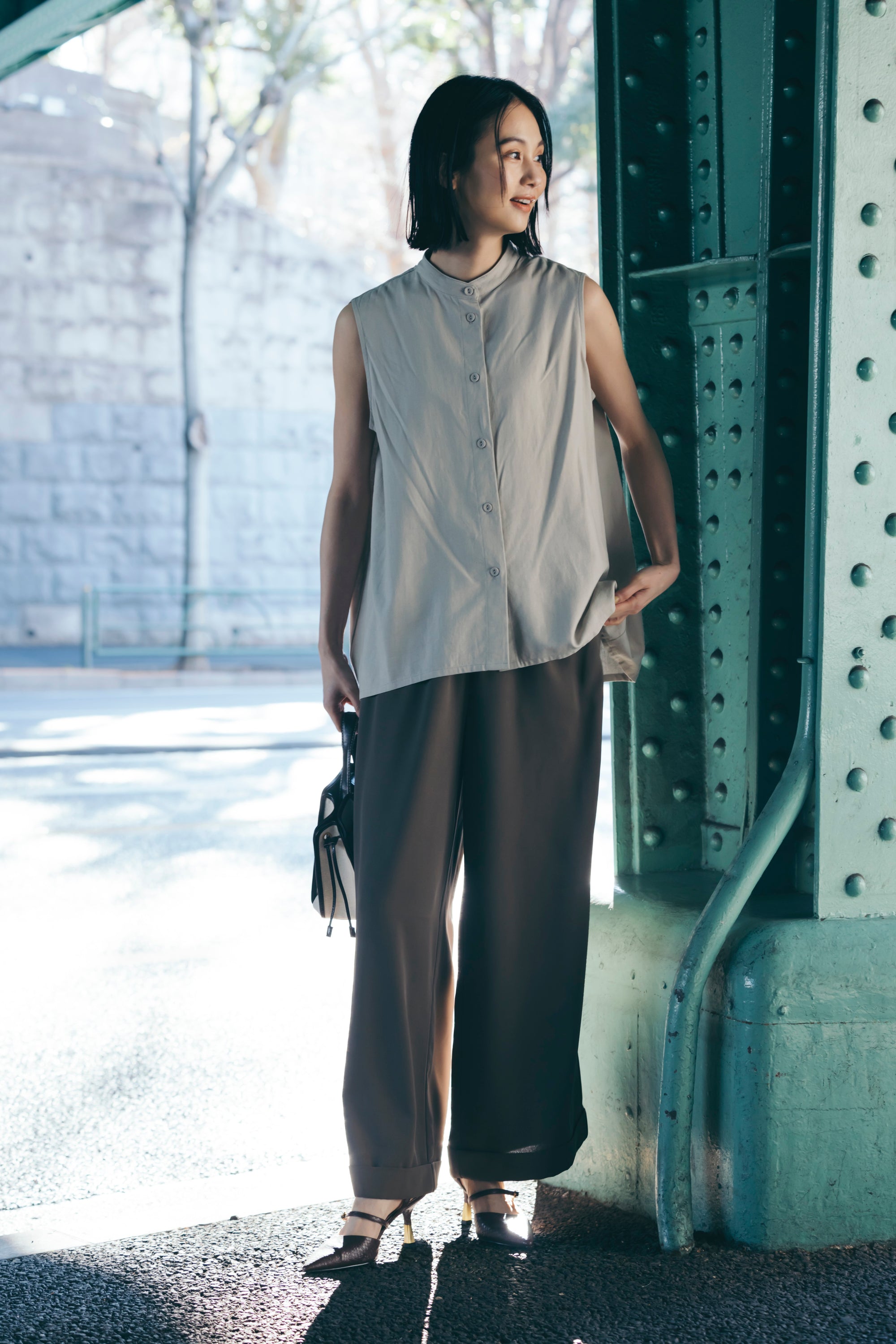 サンドベージュ モデル身長170cm/Mサイズ着用