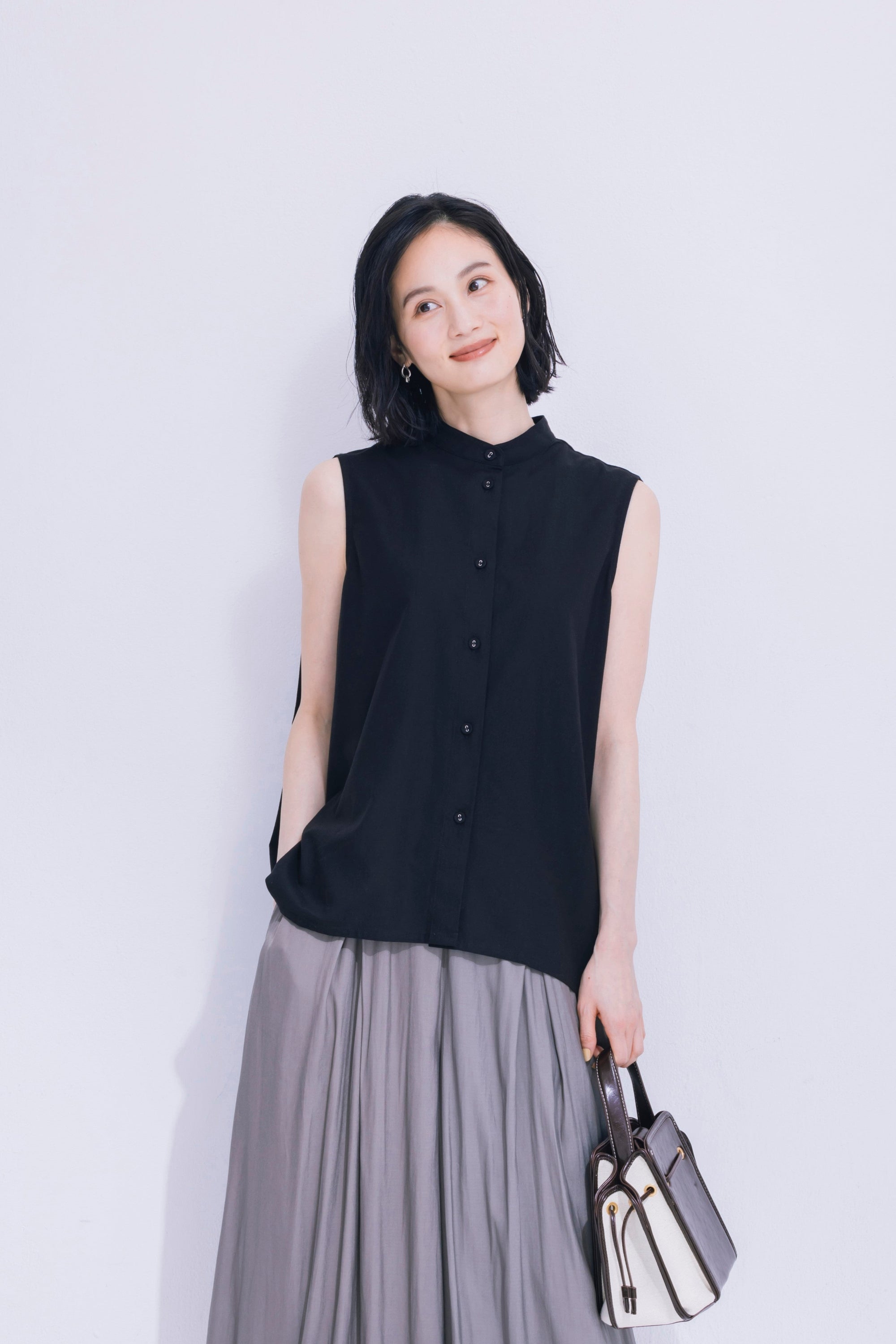 ブラック モデル身長170cm/Mサイズ着用