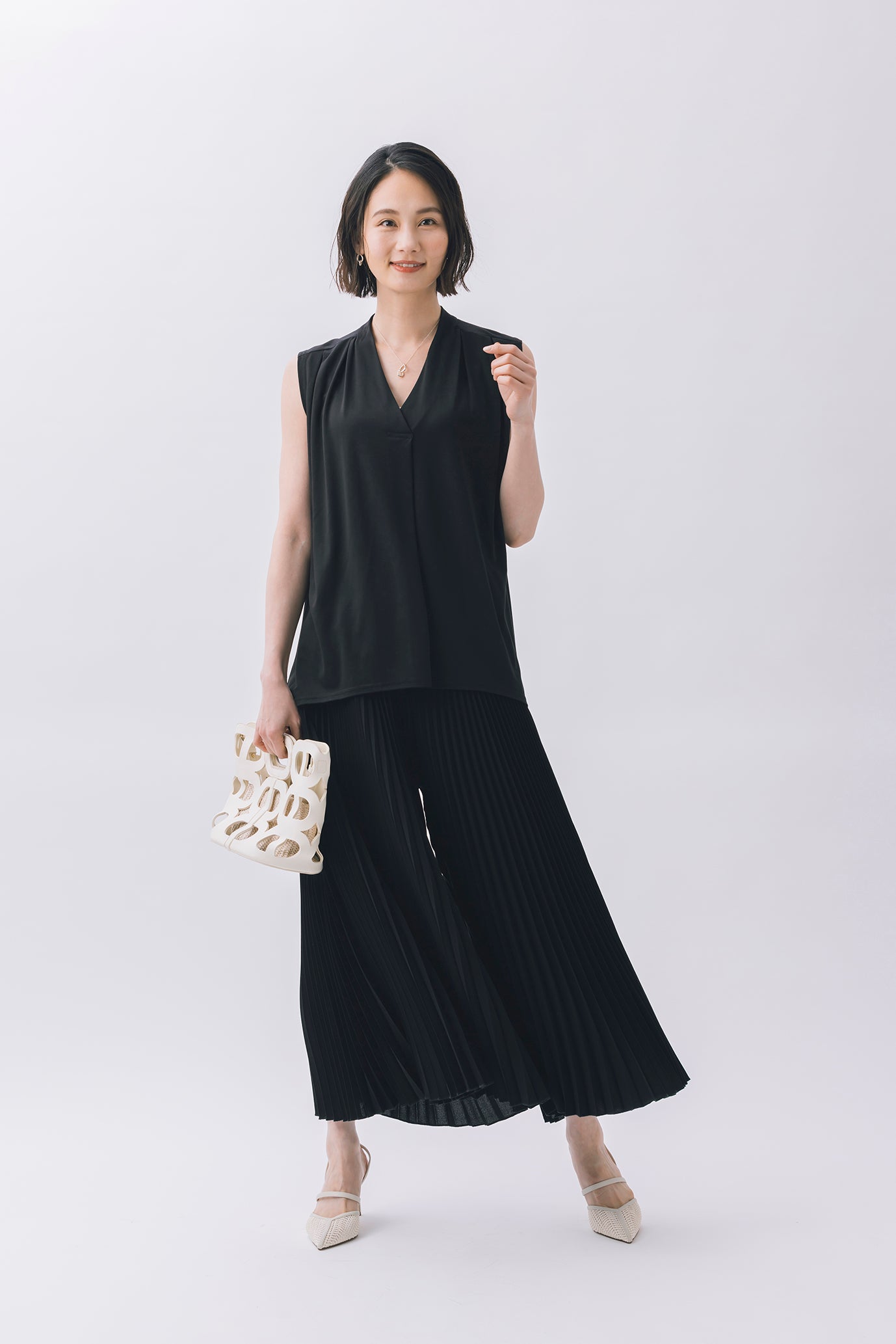 ノースリーブカットソートップ NS-217