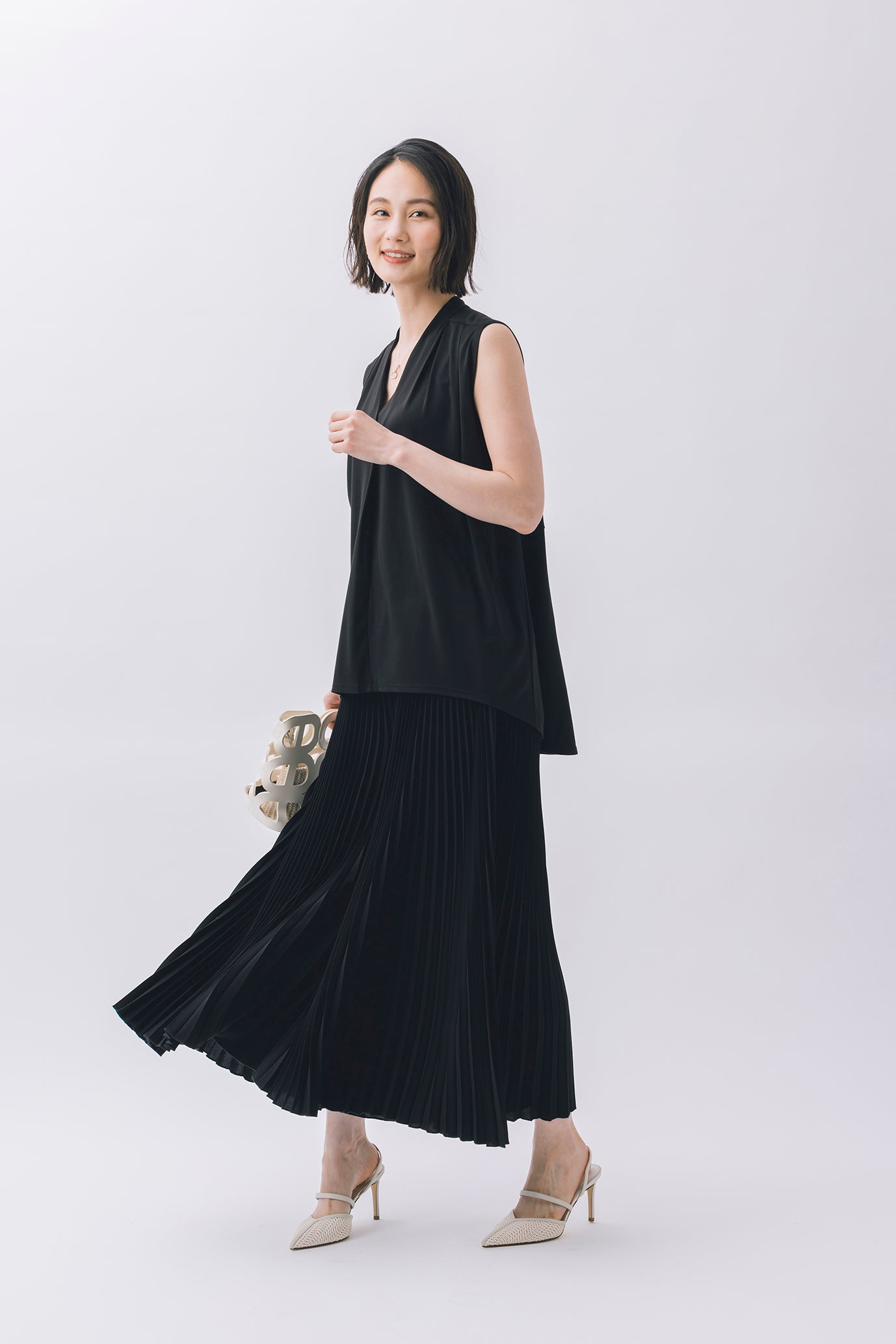 ノースリーブカットソートップ NS-217