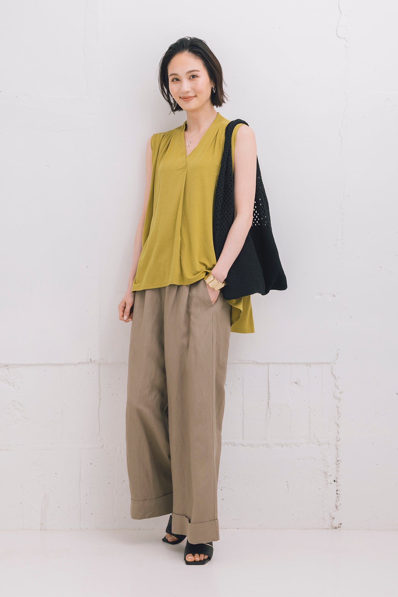 ノースリーブカットソートップ NS-217