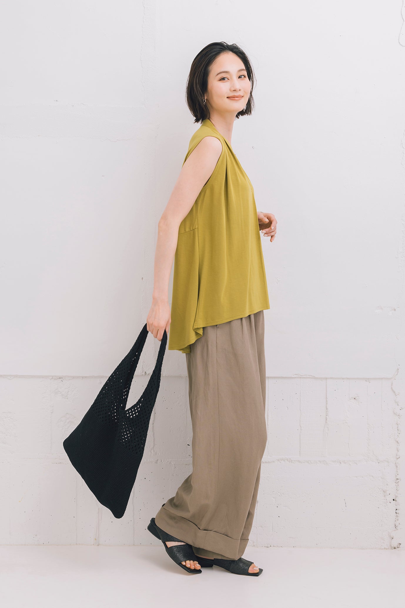 ノースリーブカットソートップ NS-217