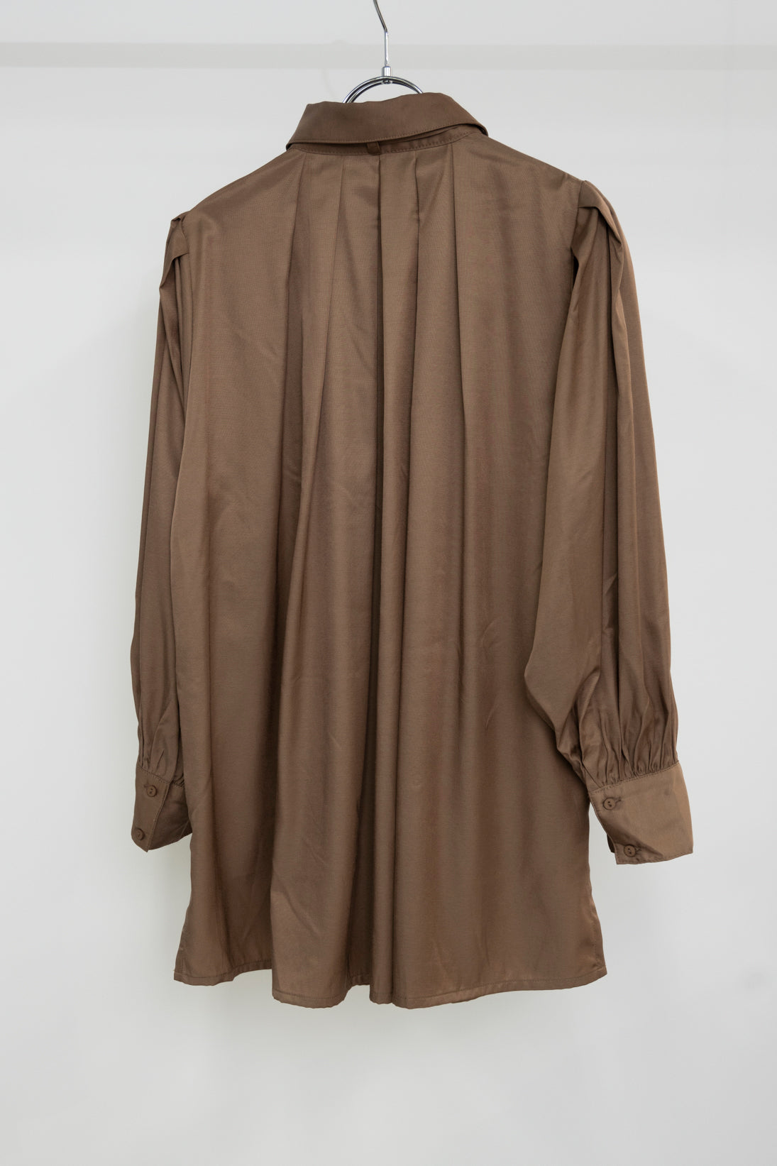 リボン付きタックブラウス NS-156