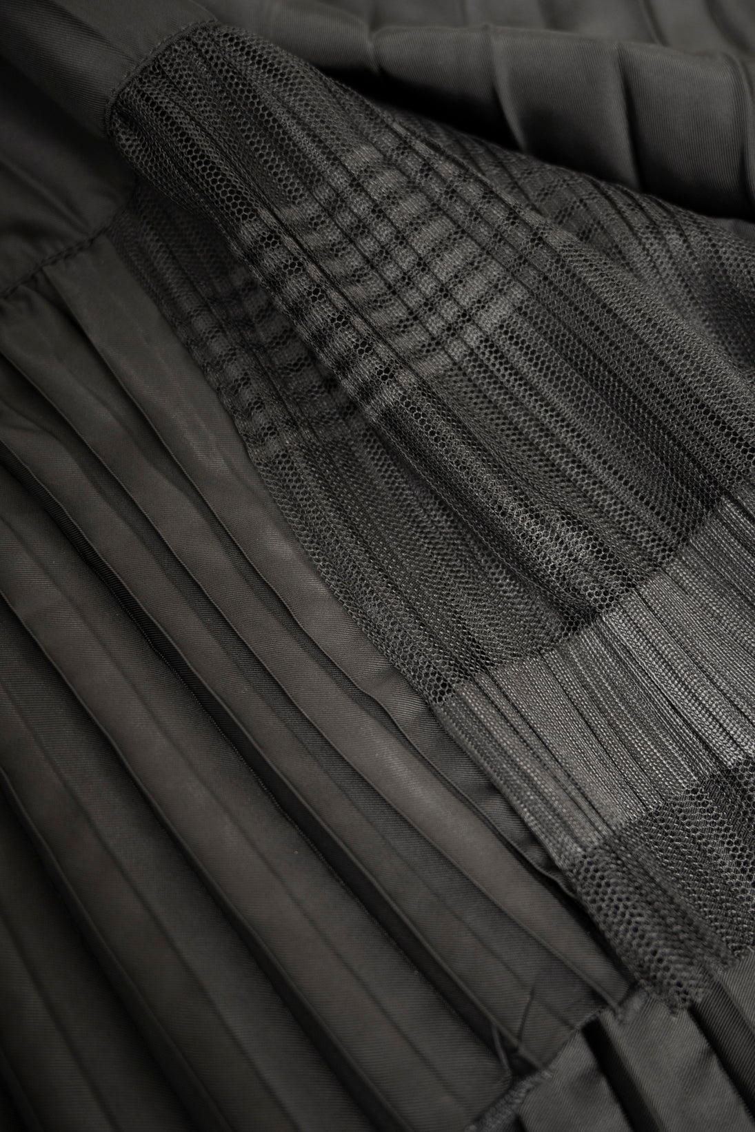 イレギュラーヘムプリーツスカート NS-169