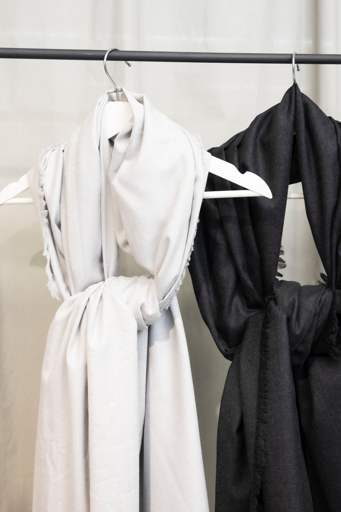 ウールビエラフリンジストール NS-120