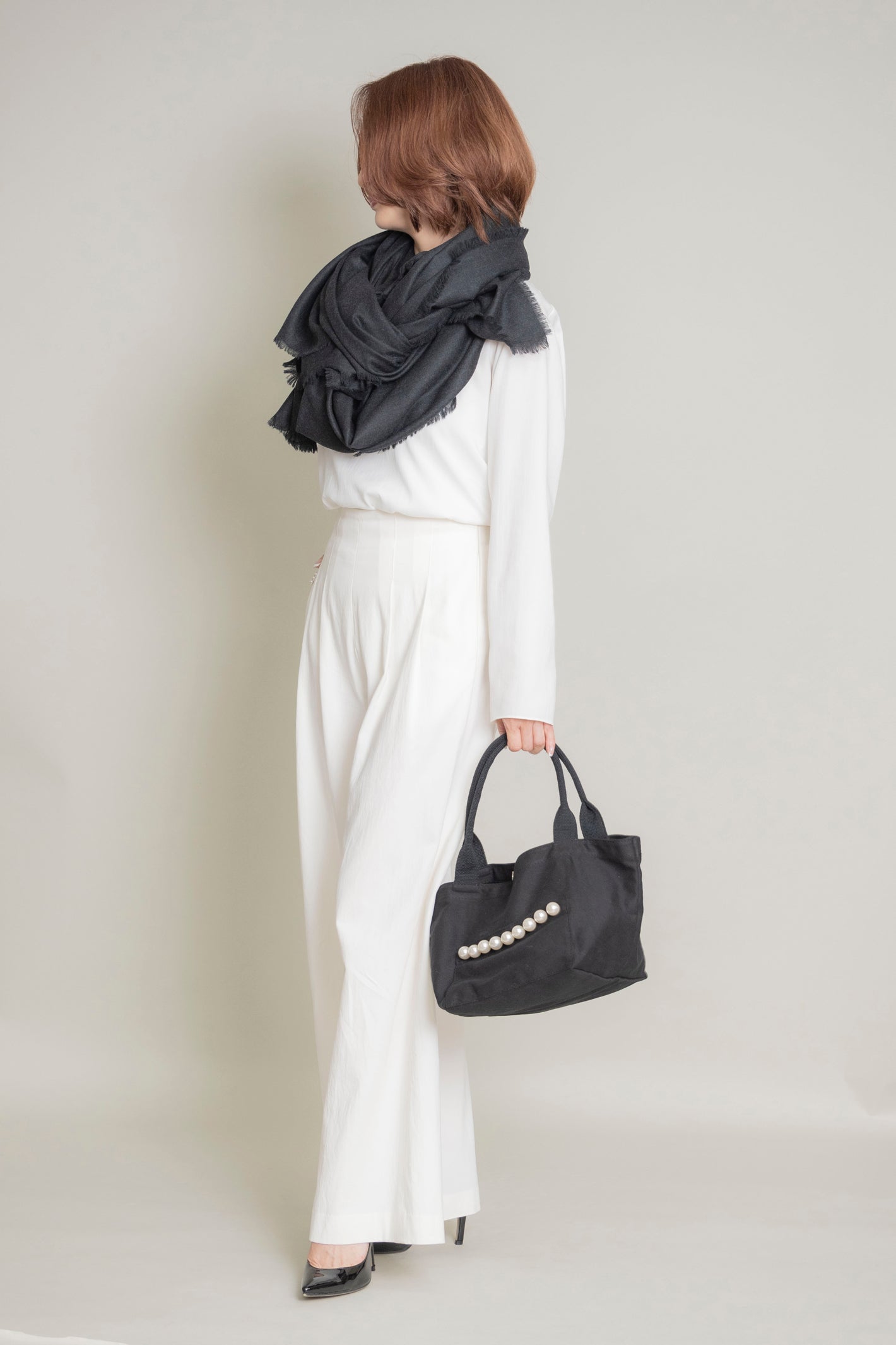 ウールビエラフリンジストール NS-120