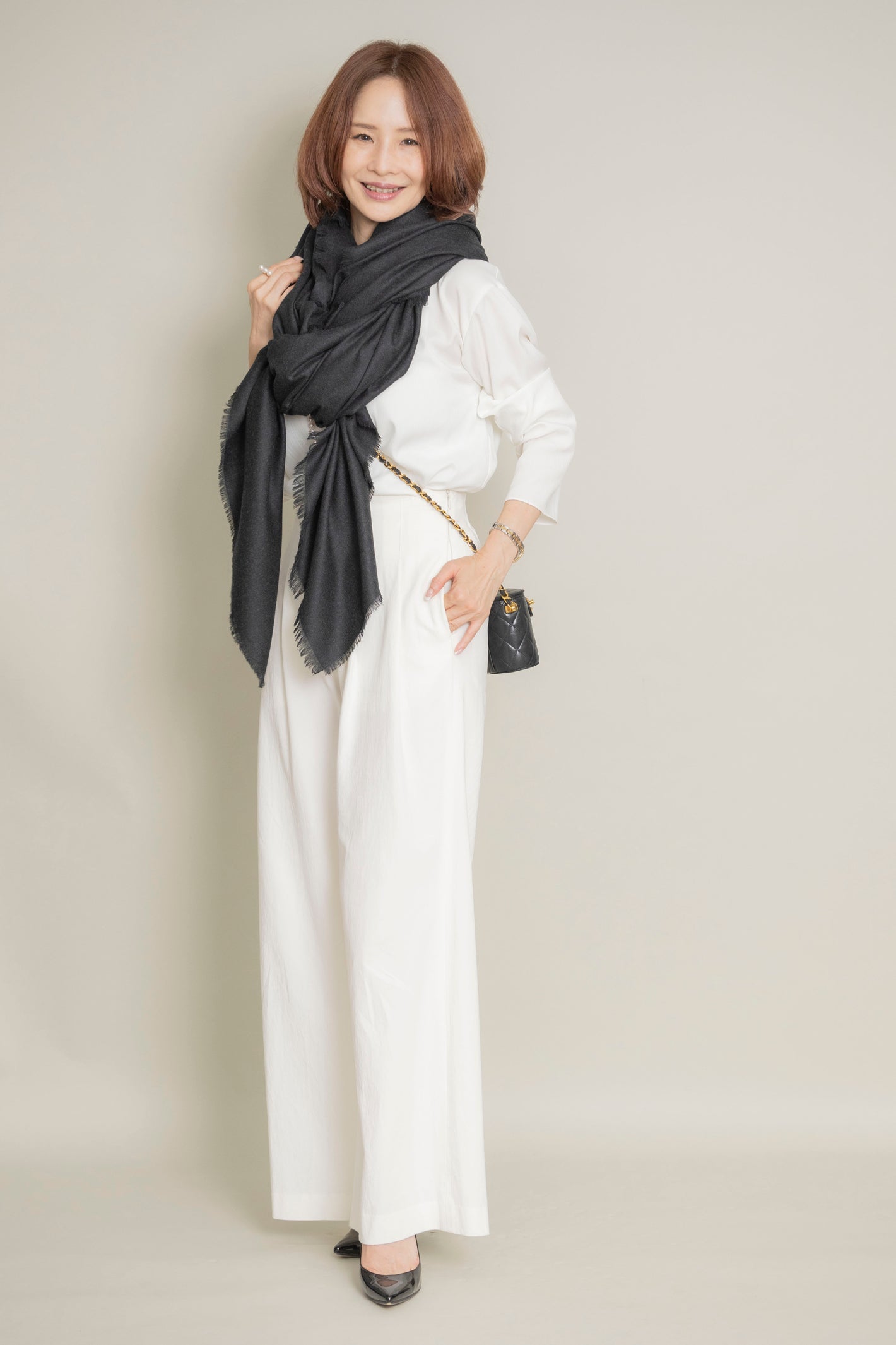 ウールビエラフリンジストール NS-120