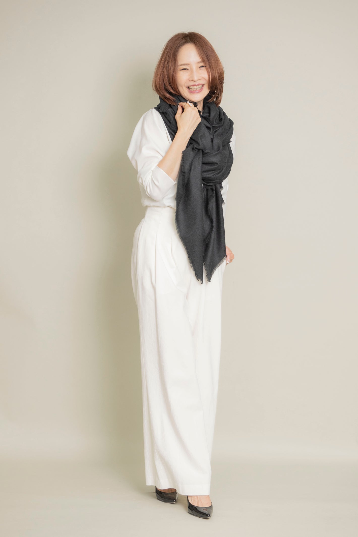 ウールビエラフリンジストール NS-120