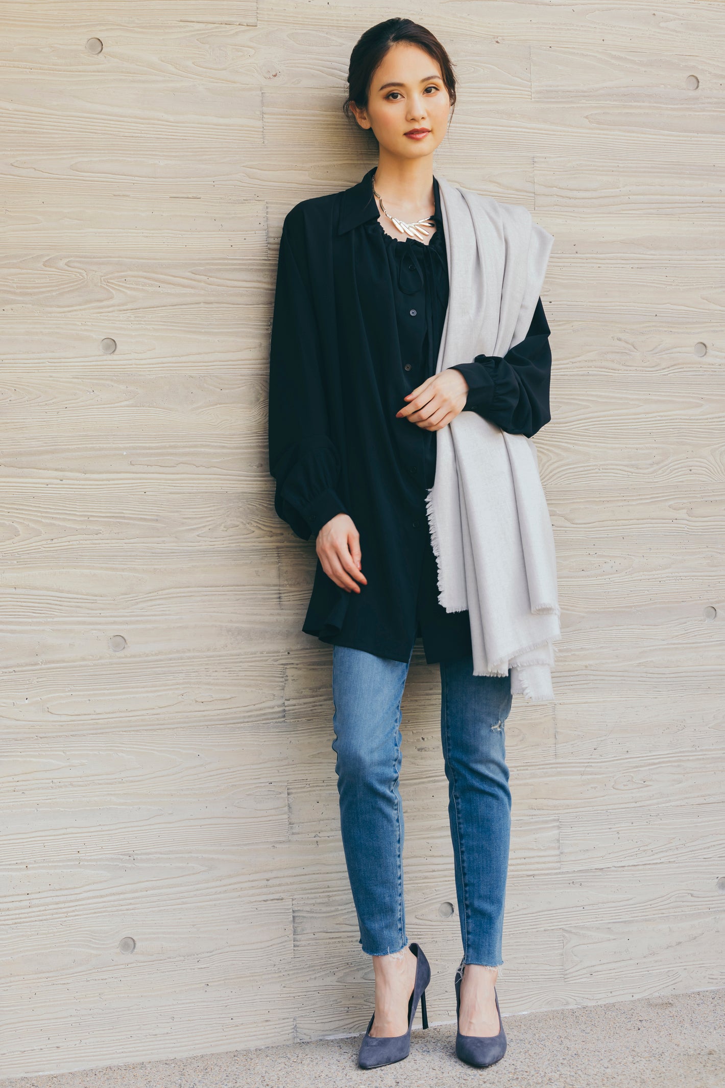 ウールビエラフリンジストール NS-120