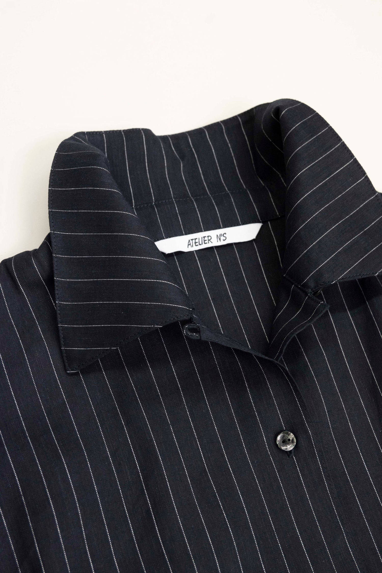 麻混ストライプ タックブラウス