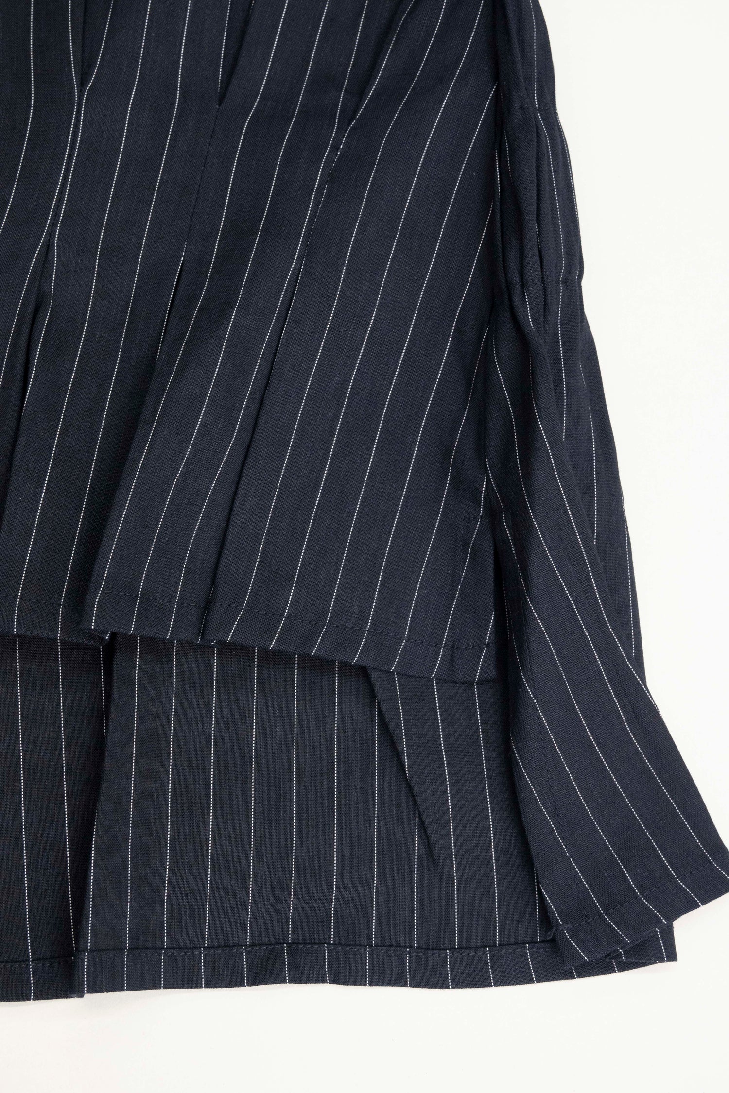 麻混ストライプ タックブラウス