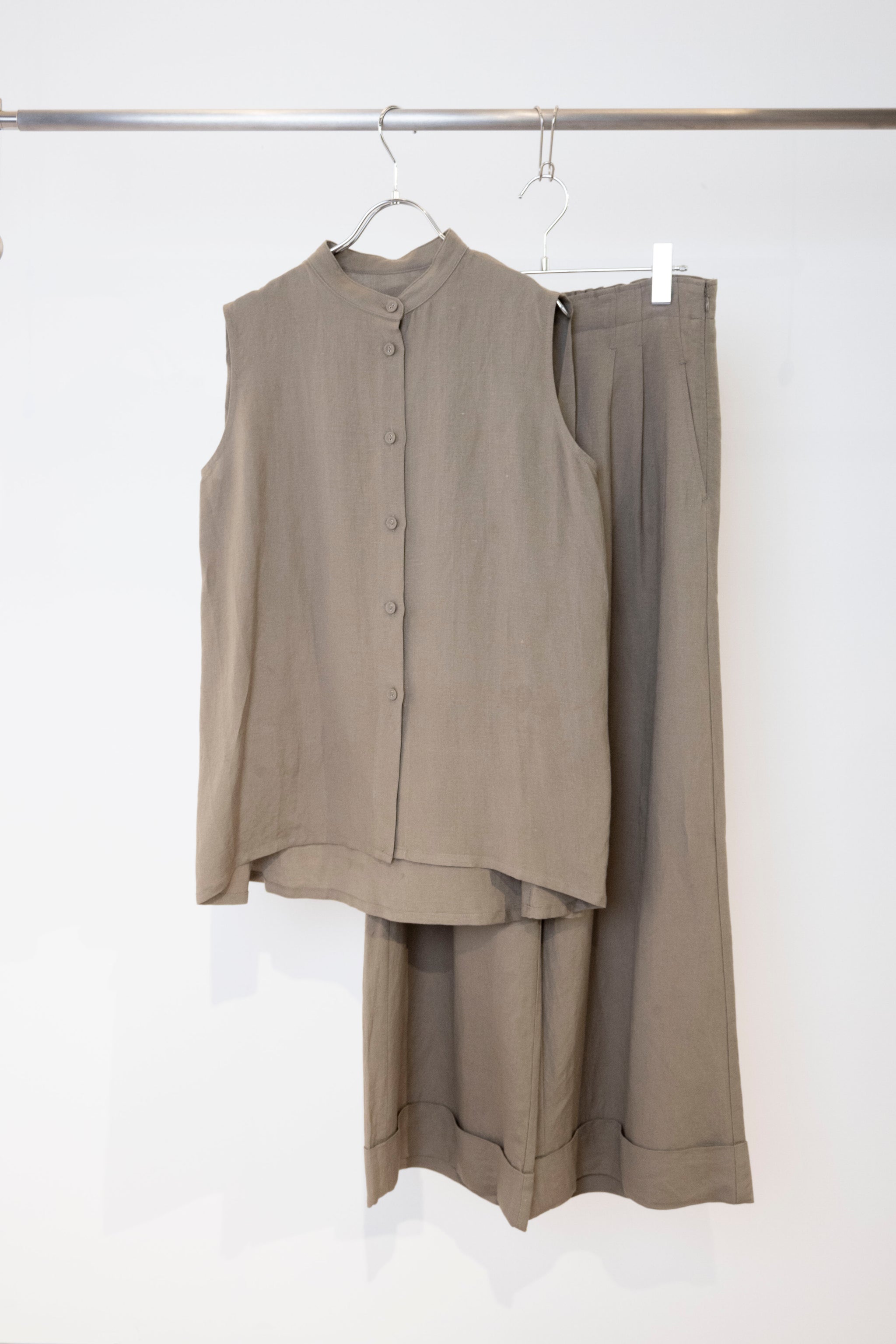 麻混バックタックブラウス　NS-197