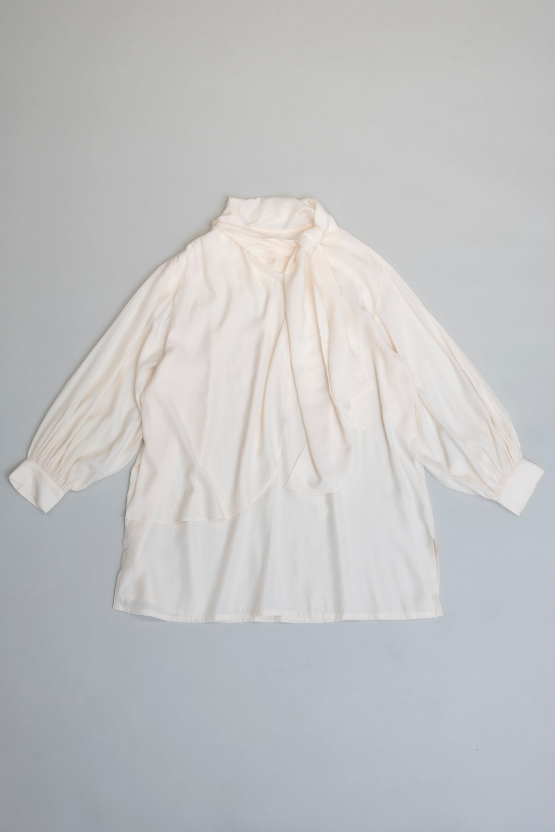 フロントレイヤードブラウス　NS-111