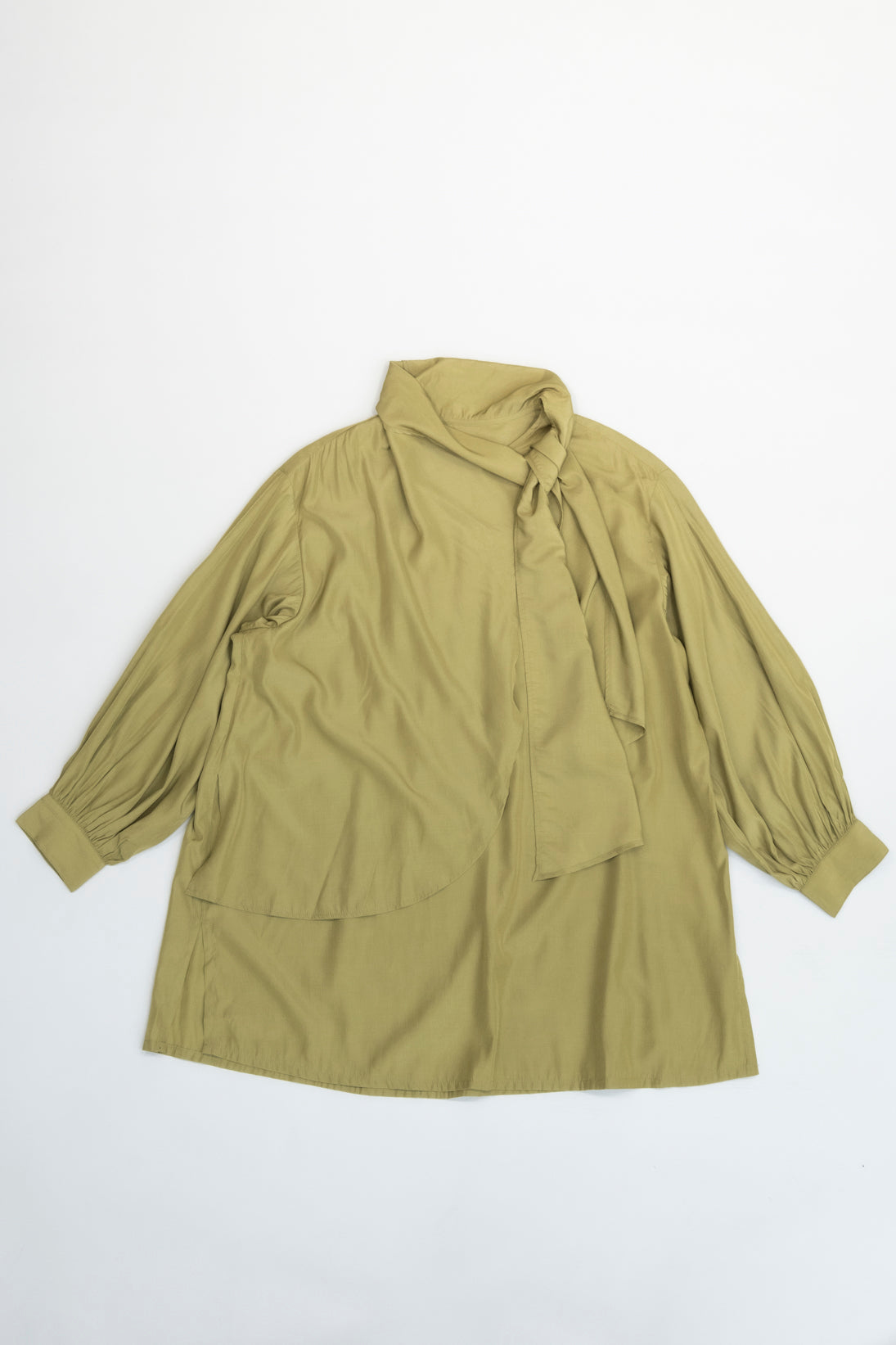 フロントレイヤードブラウス　NS-111