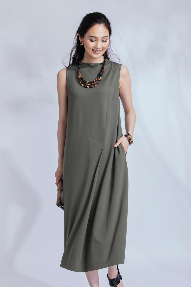 フロントタック　カットソーワンピース