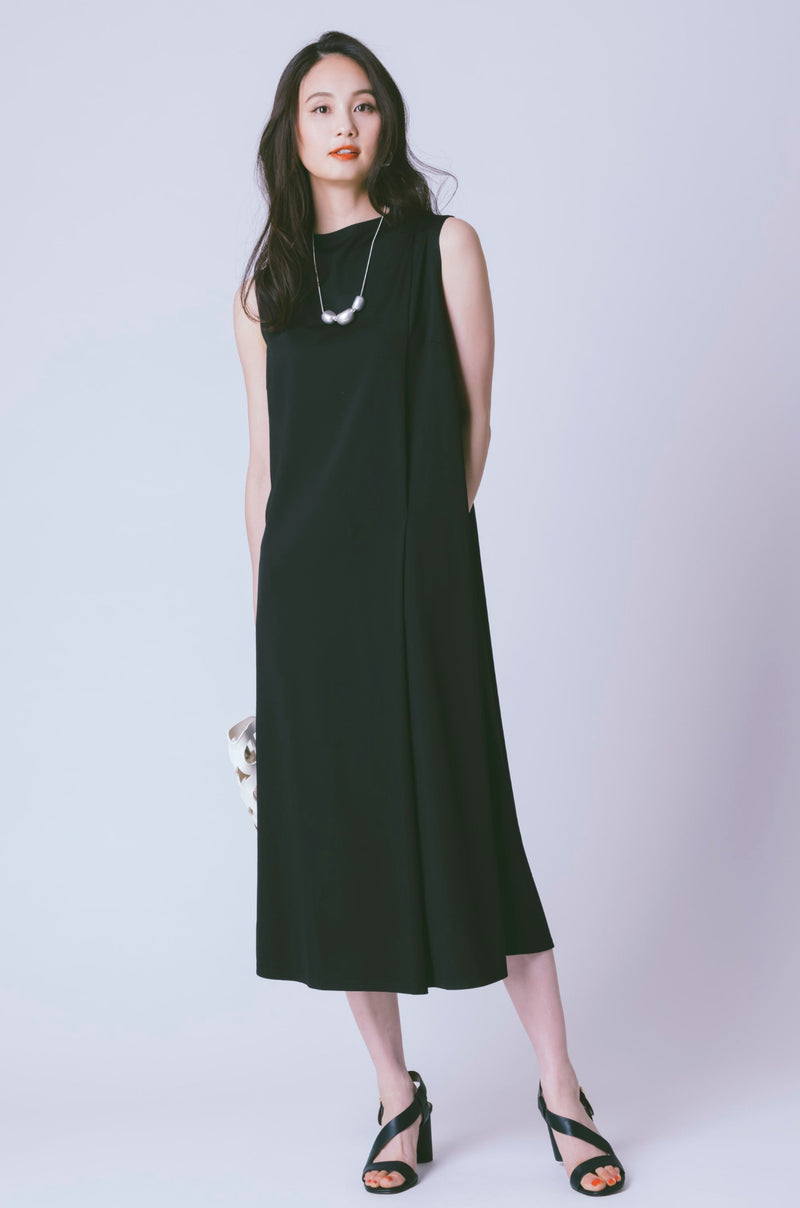 フロントタック　カットソーワンピース